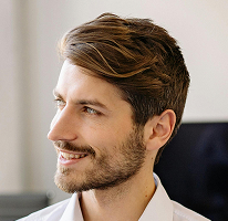 fintech kripto teknolojisinde lider olan CTO Michael Brennan portresi